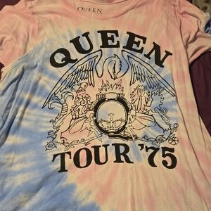 Que Pink and Blue Tie-Dye Shirt